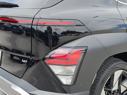 New 2026 Hyundai Kona Limited FWD image 14