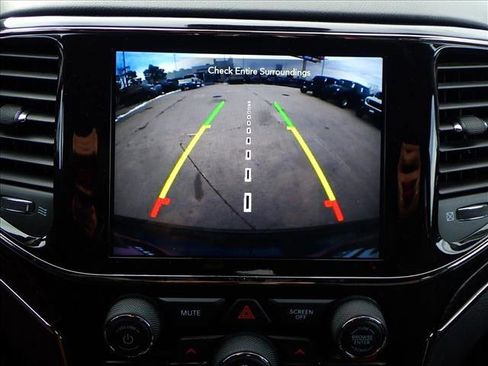 Used 2021 Jeep Grand Cherokee High Altitude image 19