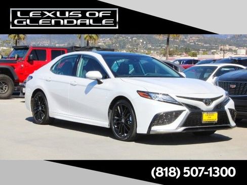 Used 2023 Toyota Camry XSE image 1