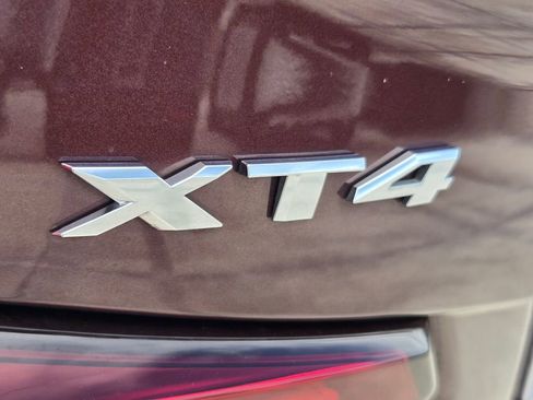 Used 2023 Cadillac XT4 Premium Luxury FWD image 14