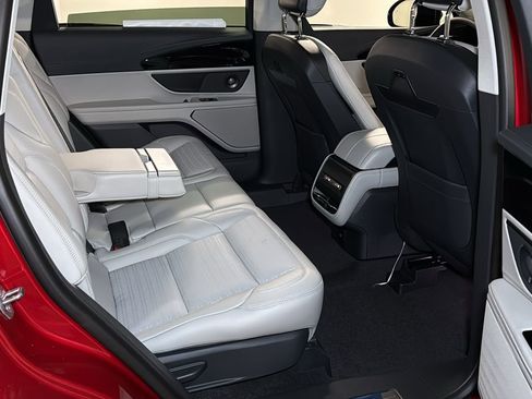 New 2026 Lincoln Nautilus Reserve w/ Jet Appearance Package image 13