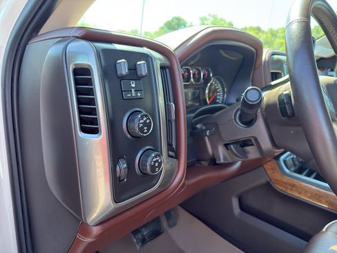 Certified 2014 Chevrolet Silverado 1500 High Country w/ High Country Premium Package AWD/4WD image 14