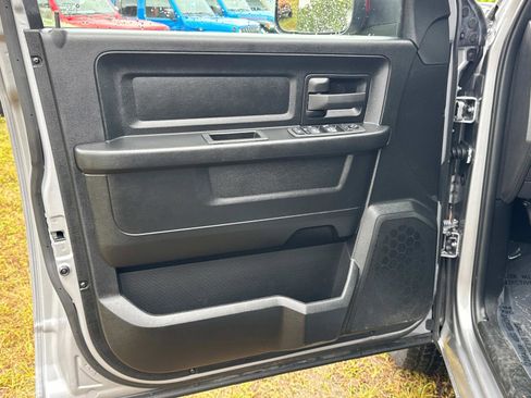 Certified 2024 RAM 1500 Tradesman w/ Popular Equipment Group image 18