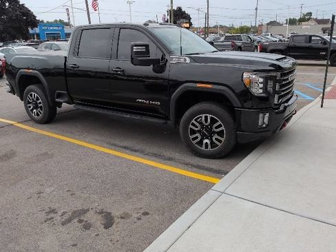 Used 2022 GMC Sierra 2500 AT4 w/ AT4 Premium Plus Package AWD/4WD image 3