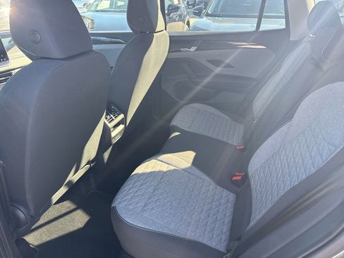 Certified 2025 Volkswagen Tiguan S FWD image 26