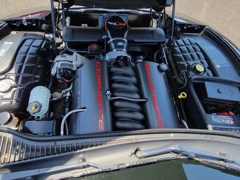 Used 1999 Chevrolet Corvette Coupe w/ Lighting Pkg RWD image 20