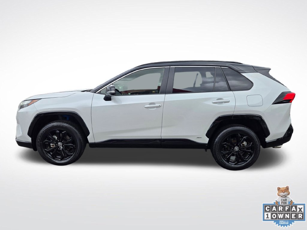 Used 2025 Toyota RAV4 XSE AWD/4WD image 4