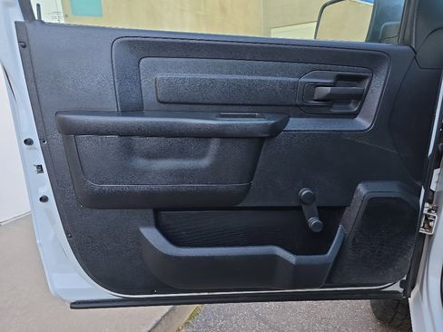 Used 2015 RAM 2500 Tradesman image 4