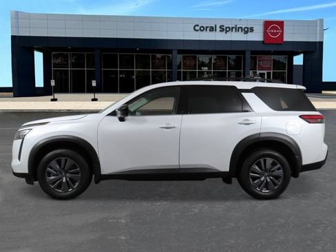 New 2026 Nissan Pathfinder SV w/ Cargo Package AWD/4WD image 2