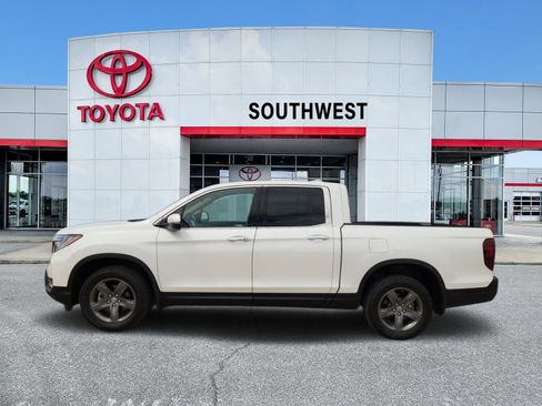 Used 2022 Honda Ridgeline RTL-E image 3