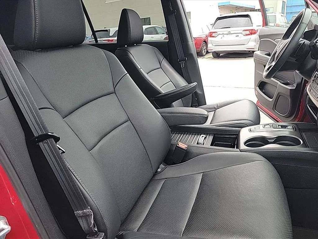 Used 2023 Honda Passport EX-L image 29