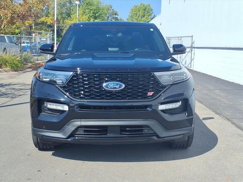 Certified 2022 Ford Explorer ST w/ Equipment Group 401A image 2
