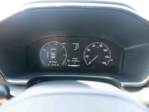 Used 2025 Honda CR-V Sport image 16