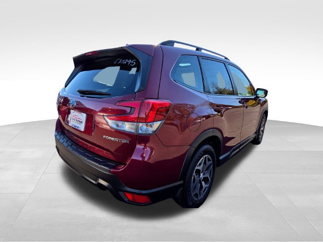 Used 2020 Subaru Forester Premium AWD/4WD image 7