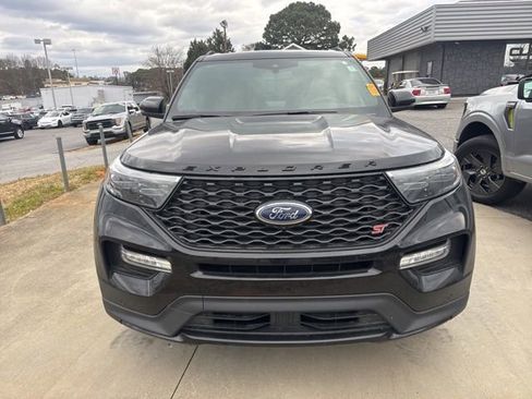 Used 2023 Ford Explorer ST w/ Equipment Group 401A image 3