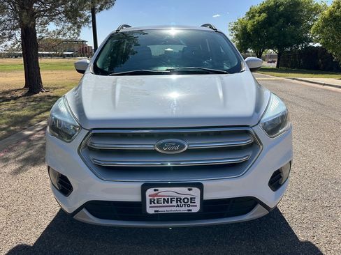 Used 2018 Ford Escape SE FWD image 11