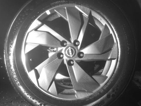 Used 2025 Nissan Rogue SV FWD image 15