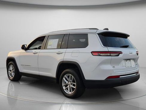 Used 2021 Jeep Grand Cherokee L Laredo w/ Luxury Tech Group I RWD image 6