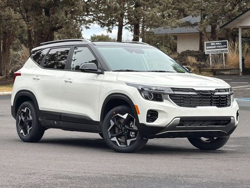 New 2026 Kia Seltos S image 2