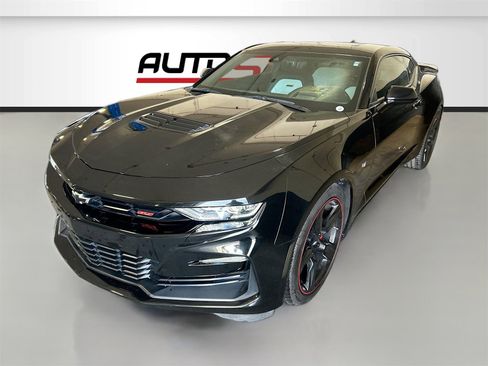 Used 2022 Chevrolet Camaro SS image 3