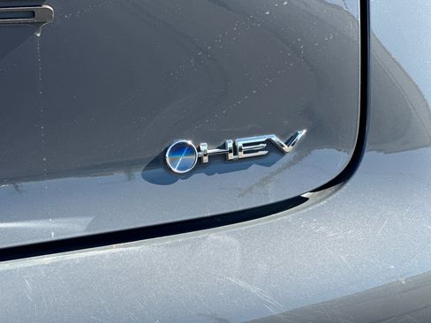 Certified 2024 Toyota Prius LE FWD image 26