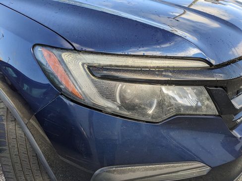 Used 2022 Honda Pilot Sport image 6