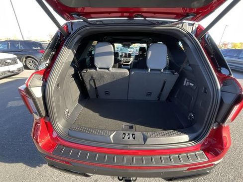 New 2026 Ford Explorer ST-Line w/ ST-Line Street Pack AWD/4WD image 25
