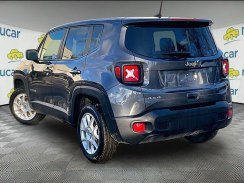 Used 2023 Jeep Renegade Latitude image 2