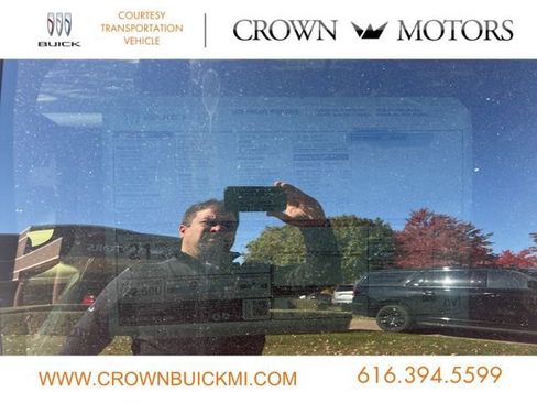 Used 2025 Buick Enclave Preferred w/ LPO, Floor Liner Package image 8