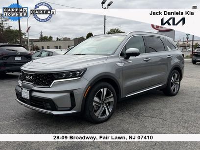 Certified 2023 Kia Sorento SX Prestige w/ Panoramic Sunroof Package