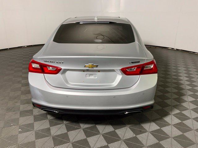 Used 2017 Chevrolet Malibu Premier w/ Premier Sun and Wheel Package FWD image 8