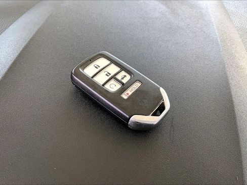 Used 2020 Honda Civic Sport image 31