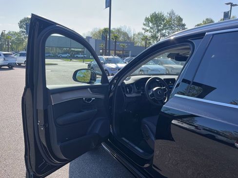 New 2026 Volvo XC90 T8 Plus w/ Protection Package AWD/4WD image 10
