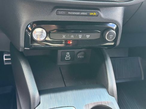 Used 2024 Ford Escape ST-Line w/ Tech Pack #1 FWD image 20