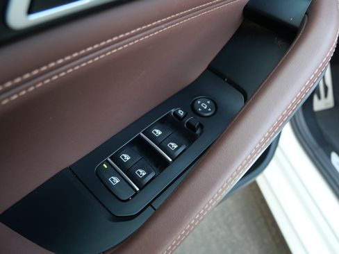 Used 2023 BMW X6 M50i w/ Executive Package image 18