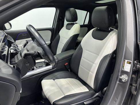 Used 2022 Mercedes-Benz GLA 250 4MATIC image 16