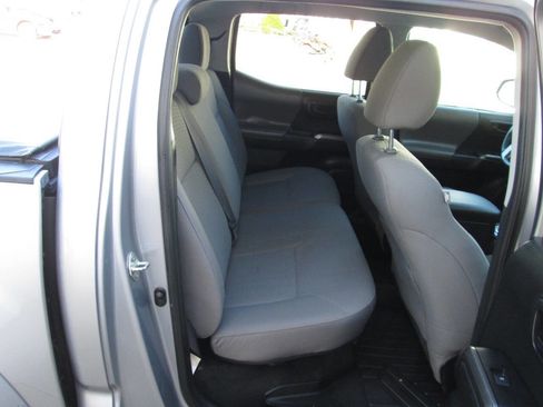 Used 2017 Toyota Tacoma SR5 w/ Tow Package image 23