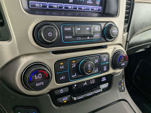 Used 2020 GMC Yukon XL Denali w/ Open Road Package AWD/4WD image 23