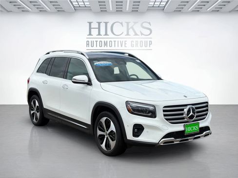 Used 2026 Mercedes-Benz GLB 250 image 3