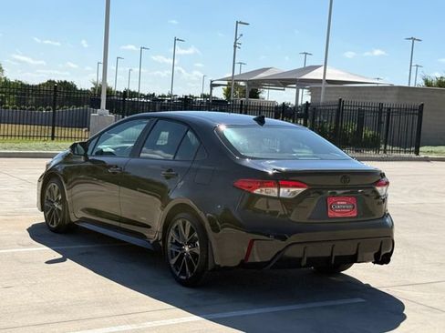 Used 2026 Toyota Corolla SE FWD image 6