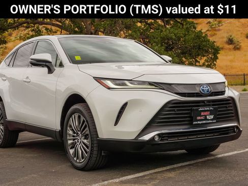Used 2023 Toyota Venza Limited AWD/4WD image 7