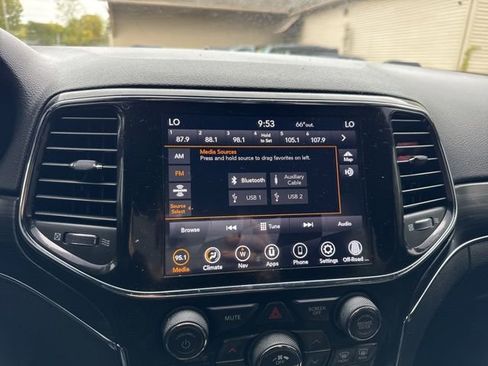 Used 2021 Jeep Grand Cherokee Limited w/ Trailer Tow Group IV image 20