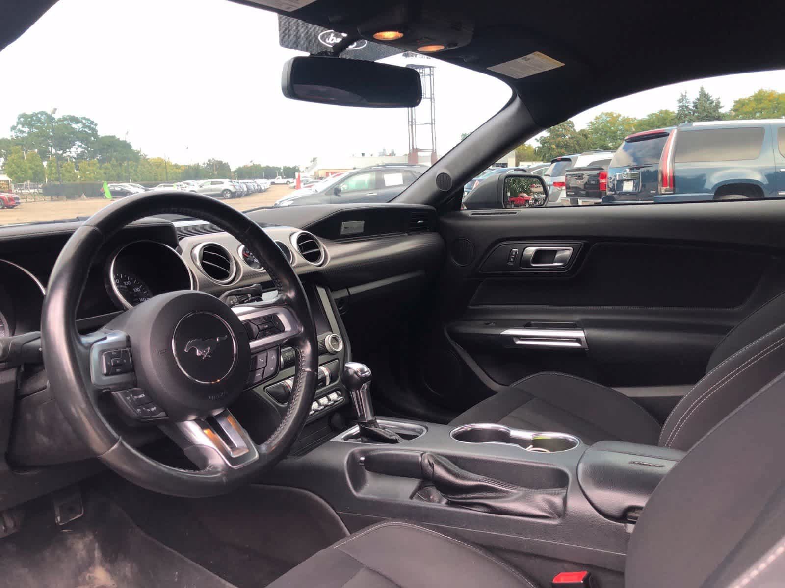 Used 2019 Ford Mustang GT w/ GT Performance Package RWD image 5