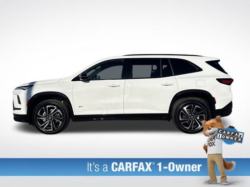 Used 2025 Buick Enclave Sport Touring FWD image 2