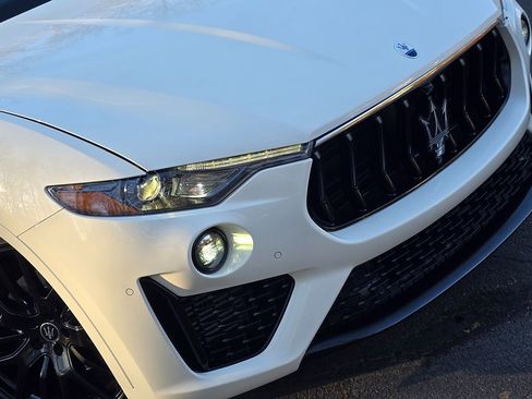 Used 2022 Maserati Levante GT image 68