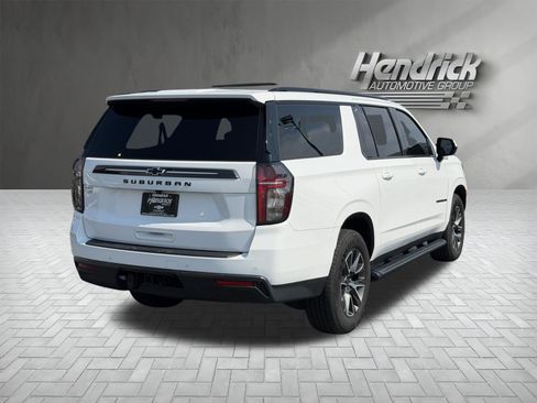 Used 2021 Chevrolet Suburban Z71 w/ Rear Media and Nav Package AWD/4WD image 10