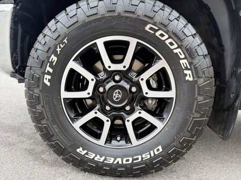 Used 2021 Toyota Tundra SR5 w/ TRD Off-Road Package AWD/4WD image 18