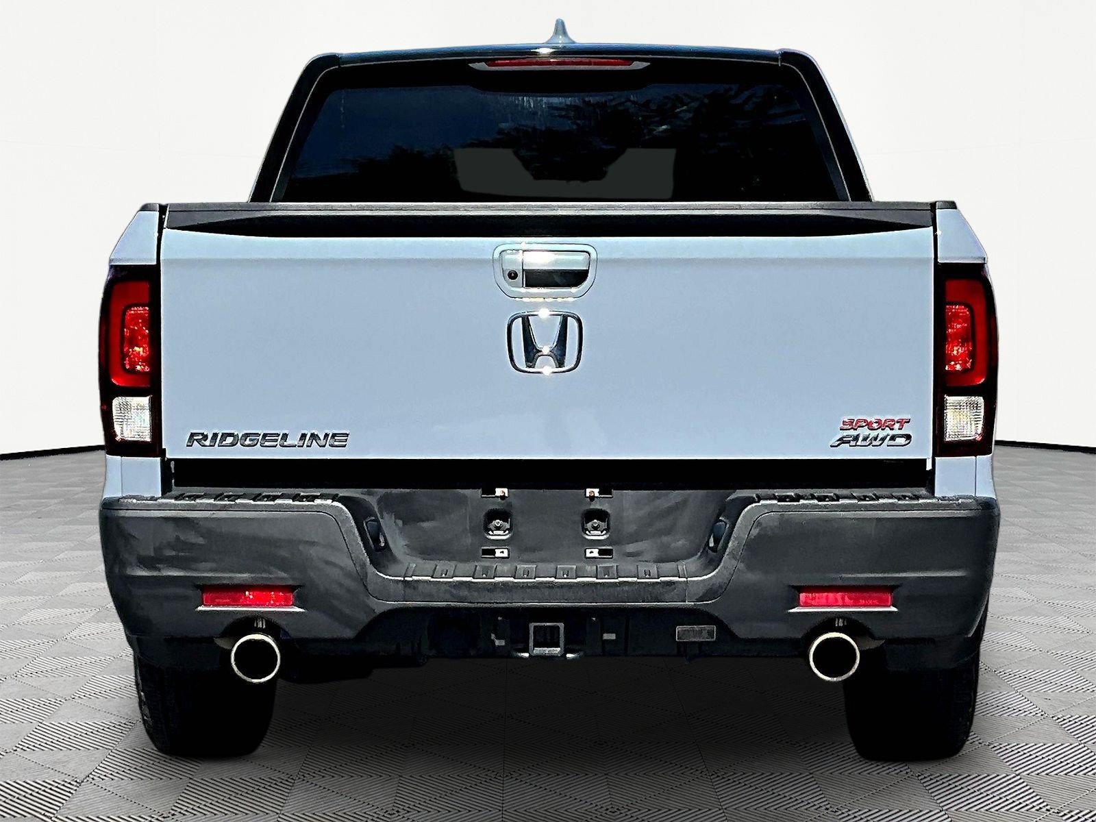 Used 2023 Honda Ridgeline Sport image 5