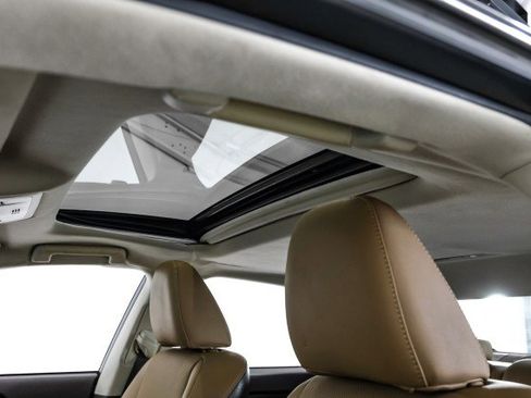 Used 2017 Lexus ES 350 image 30