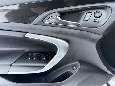 Used 2015 Buick Regal Premium image 9